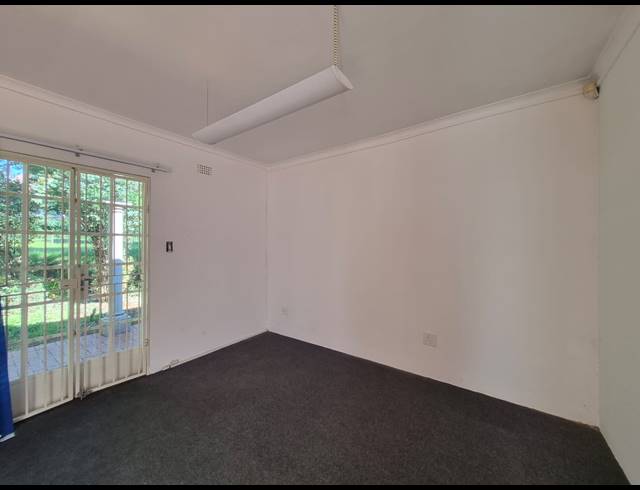 164M² OFFICE TO LET IN MELROSE ESTATE